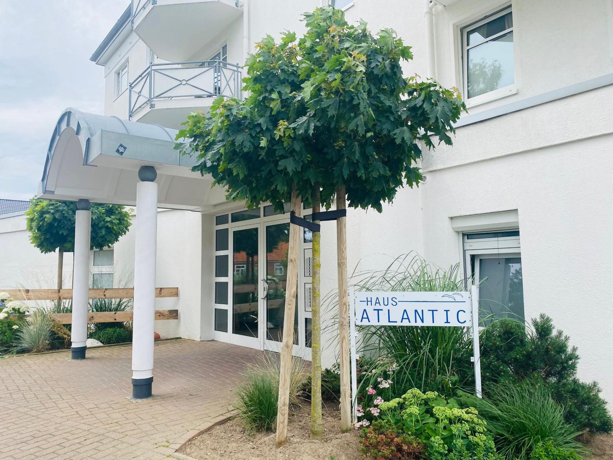 Duke-Fewo Am Meer Im Haus Atlantic Beim Kurpark Groemitz Exterior photo